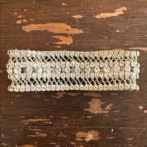 7” Unstretched Beautiful Modern Crystal Rhinestone Bracelet Unmarked